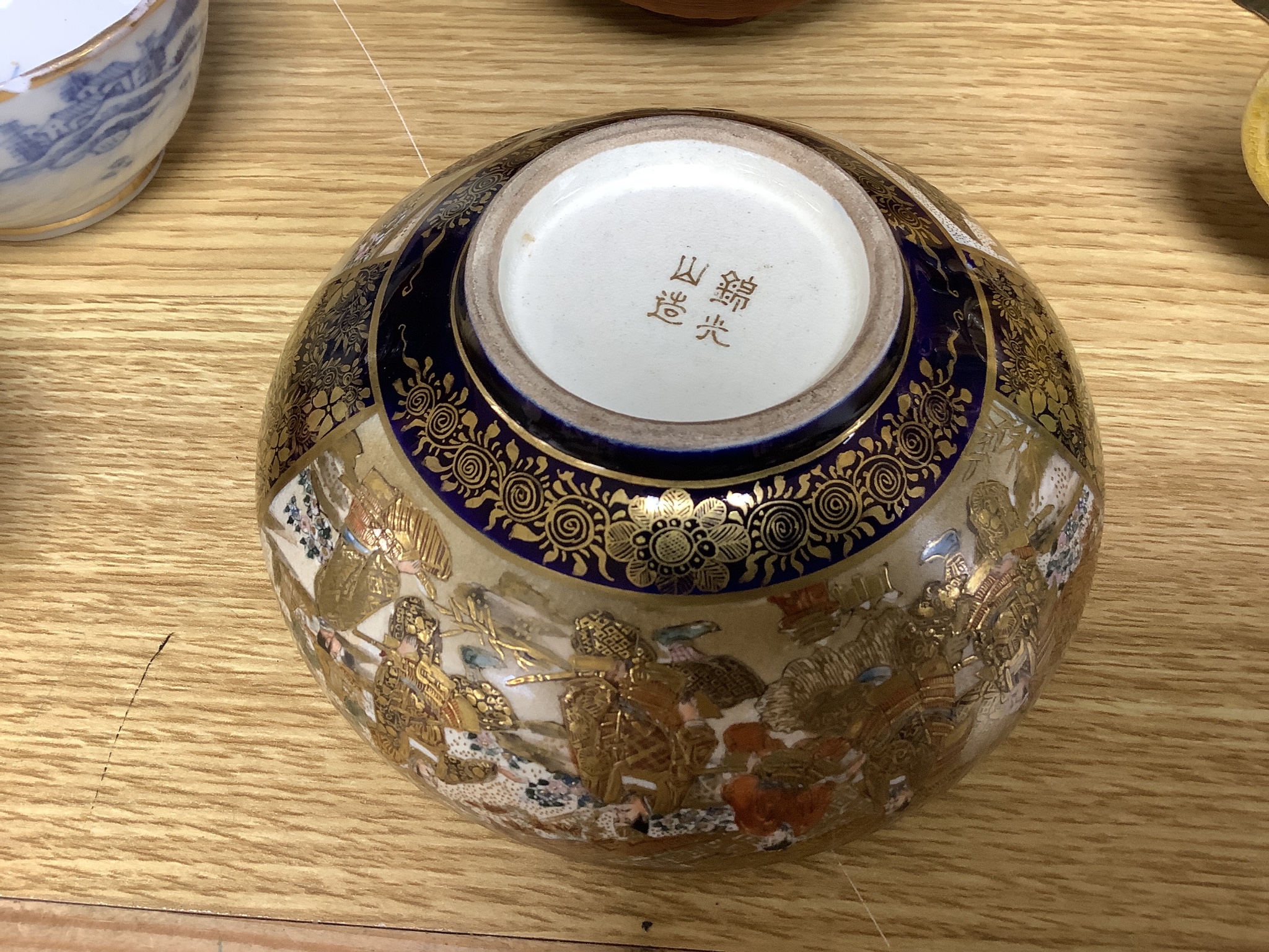 A quantity of mixed Chinese and Japanese ceramics, 19th century and later